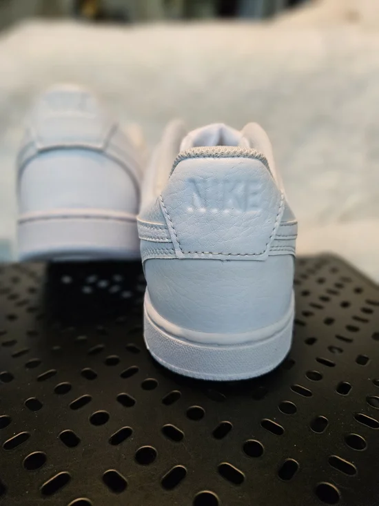 Nike Court Vision Low Triple White Men's 8.5 VERIFIED AUTHENTIC NWOB - Picture 6 of 16